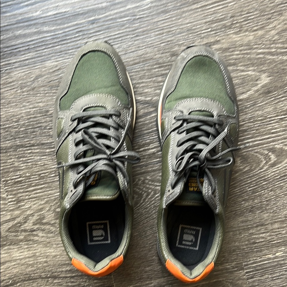 G-Star Green and Gray Sneakers Modern Low-Top Design
